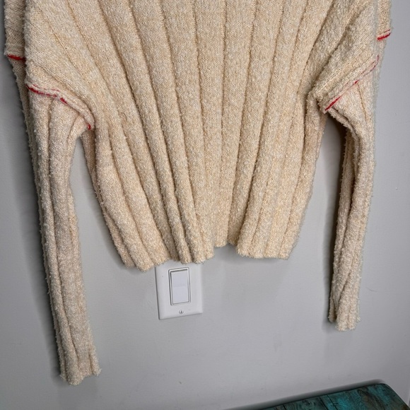 Urban Outfitters BDG Cropped Sweater - Picture 7 of 13